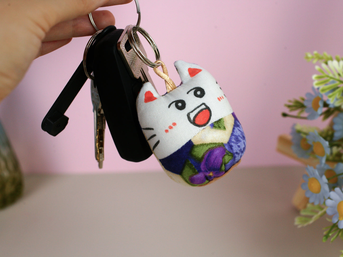 Funny Plush Cat Handcrafted Keychain - The Artisan Dreams